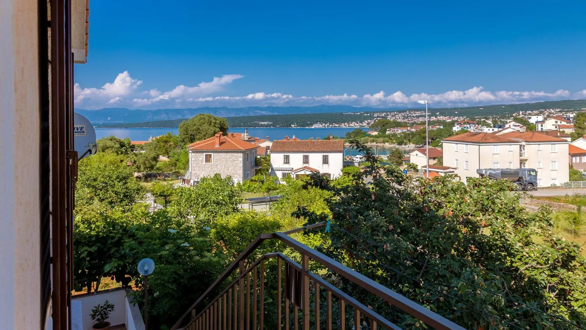 Gostinjska kuća Apartments And Rooms Kod Keti