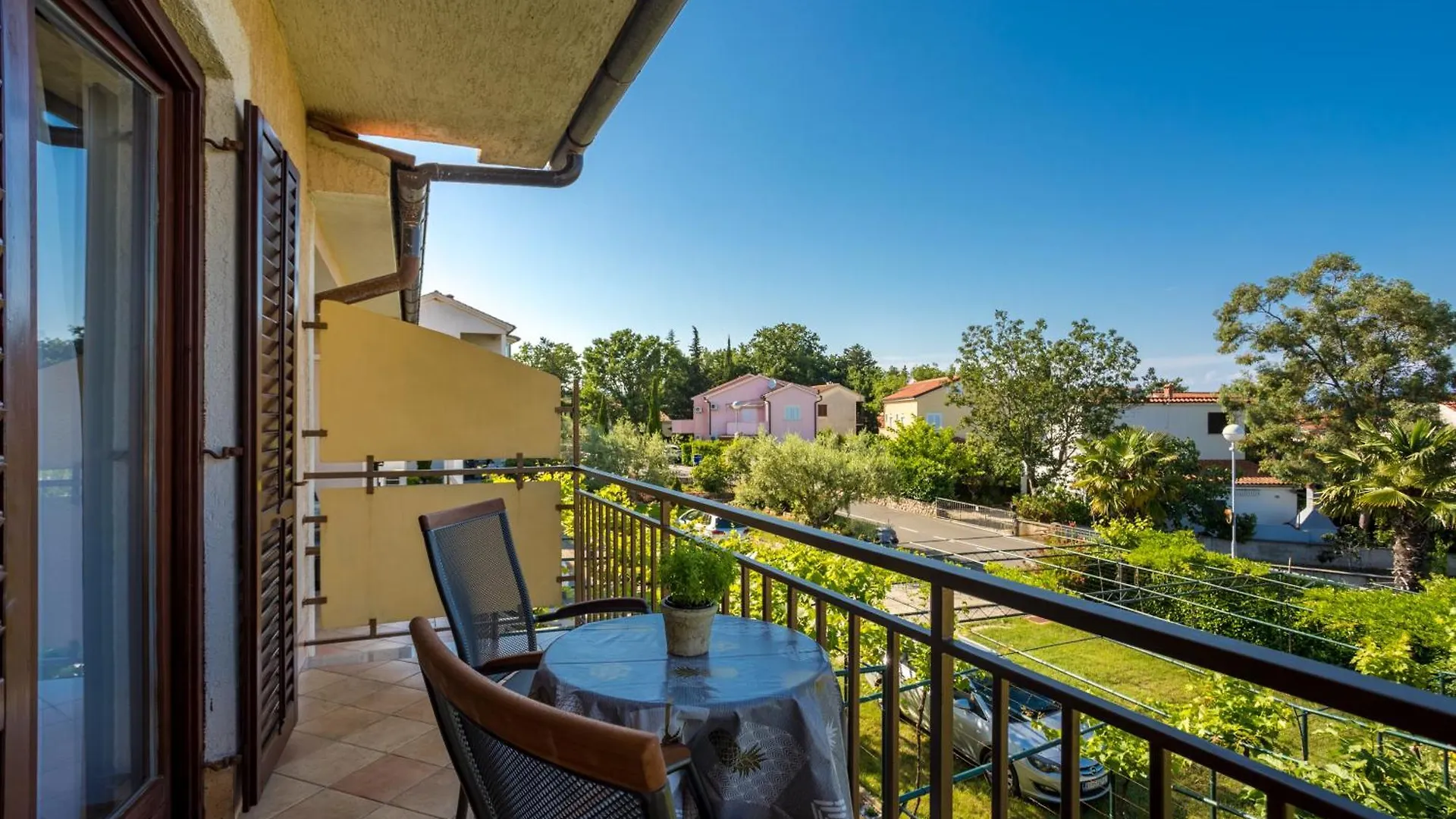 Apartments And Rooms Kod Keti Malinska Croatia