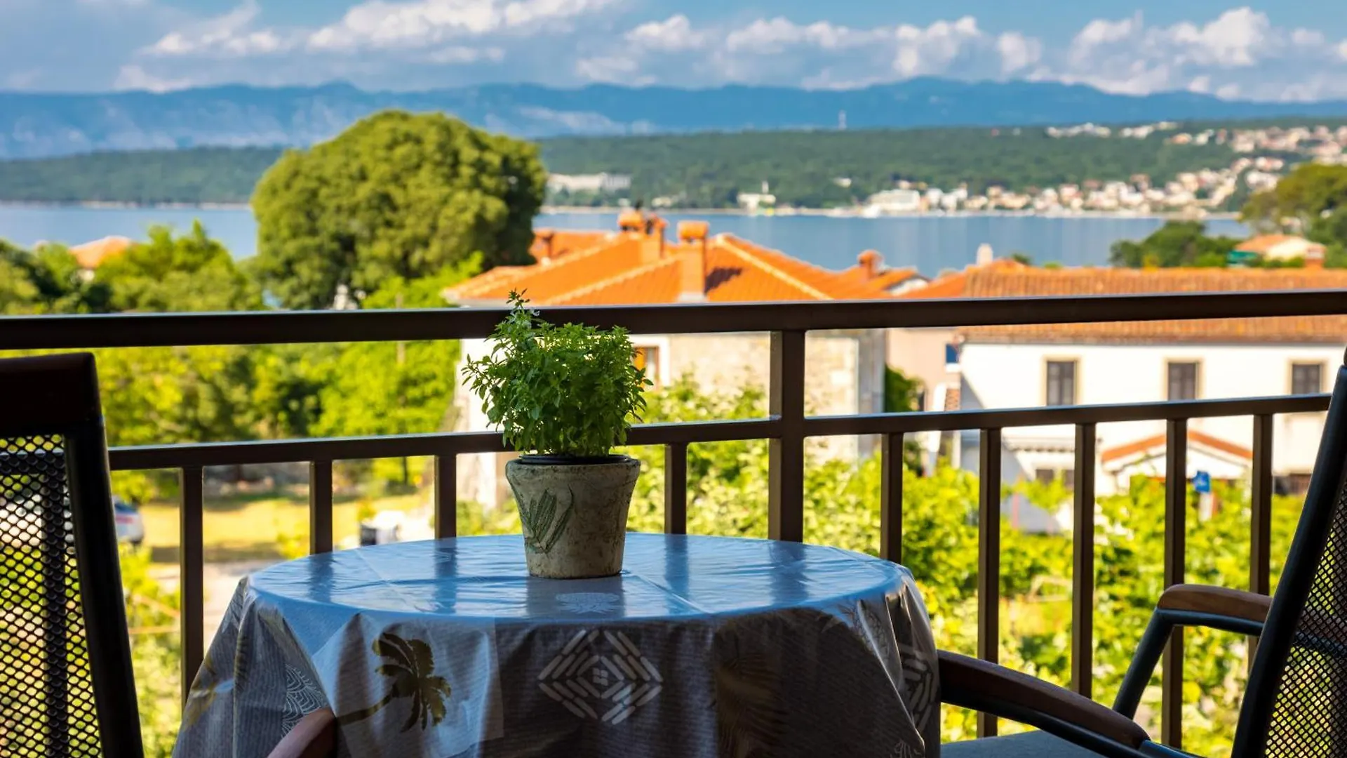 Apartments And Rooms Kod Keti Malinska
