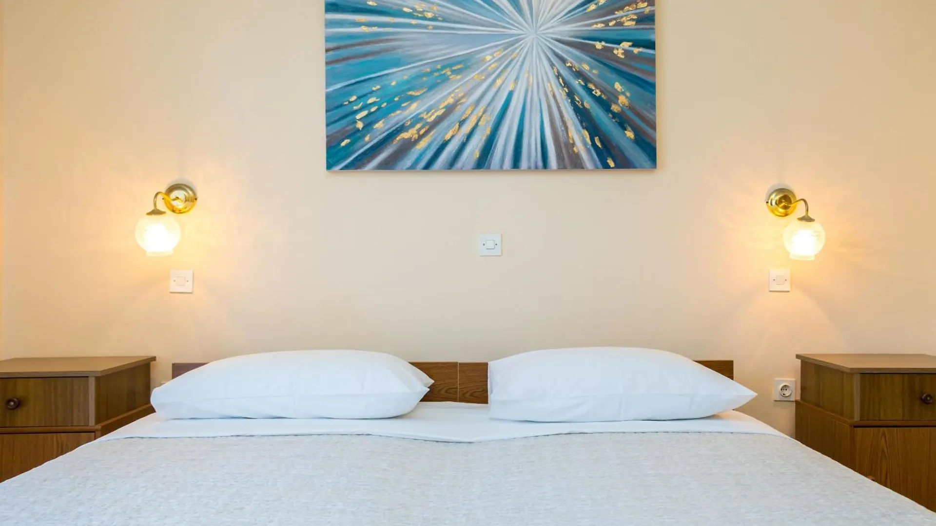 Apartments And Rooms Kod Keti Malinska Πανσιόν