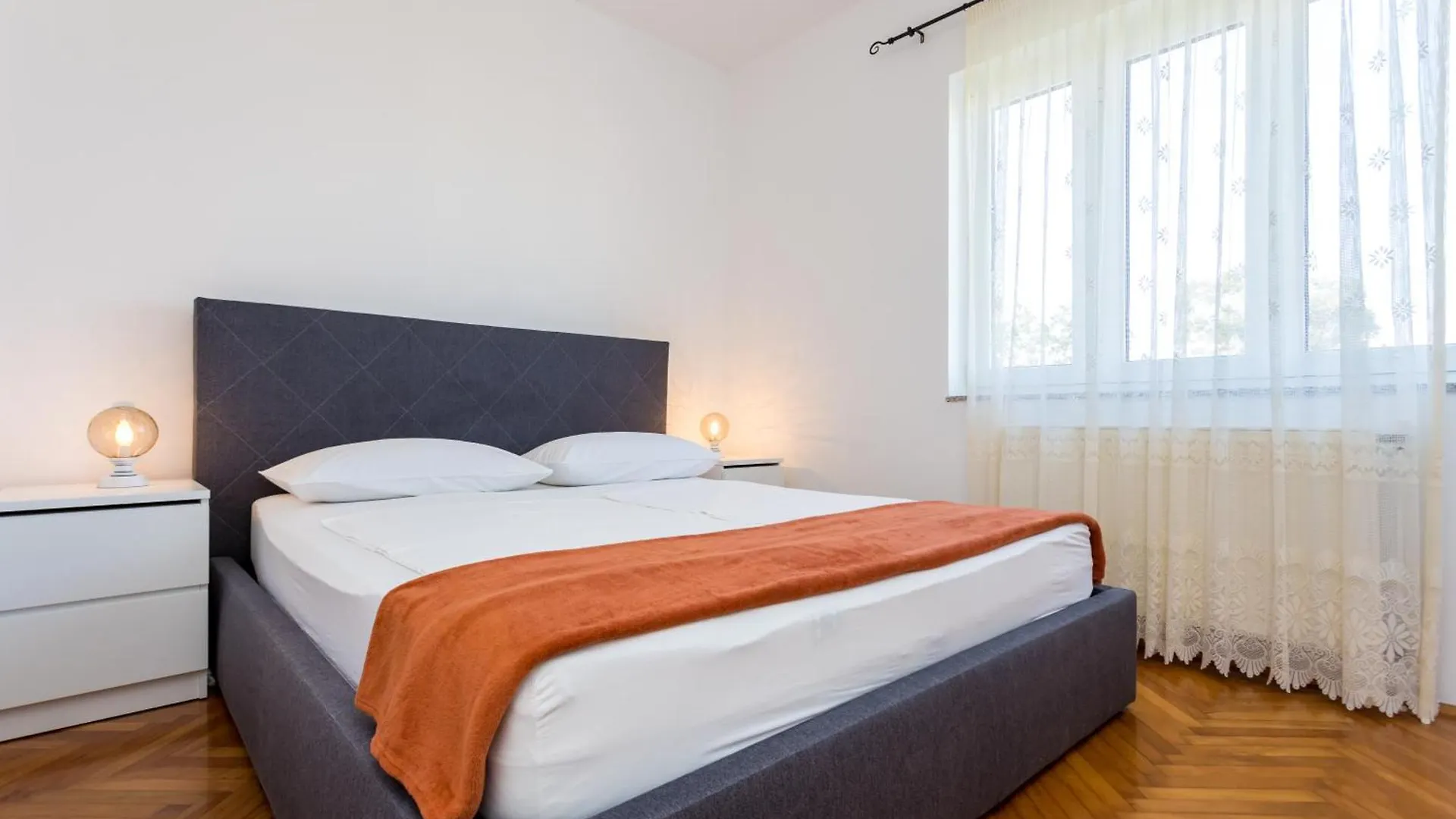 Apartments And Rooms Kod Keti 0*, Malinska Croatia