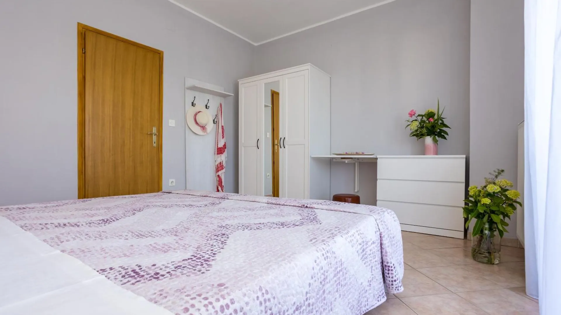 Apartments And Rooms Kod Keti 0*, Malinska Croatia